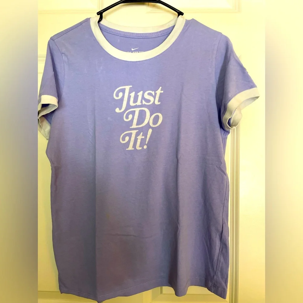 Nike round neck T-shirt with white border, purple, M